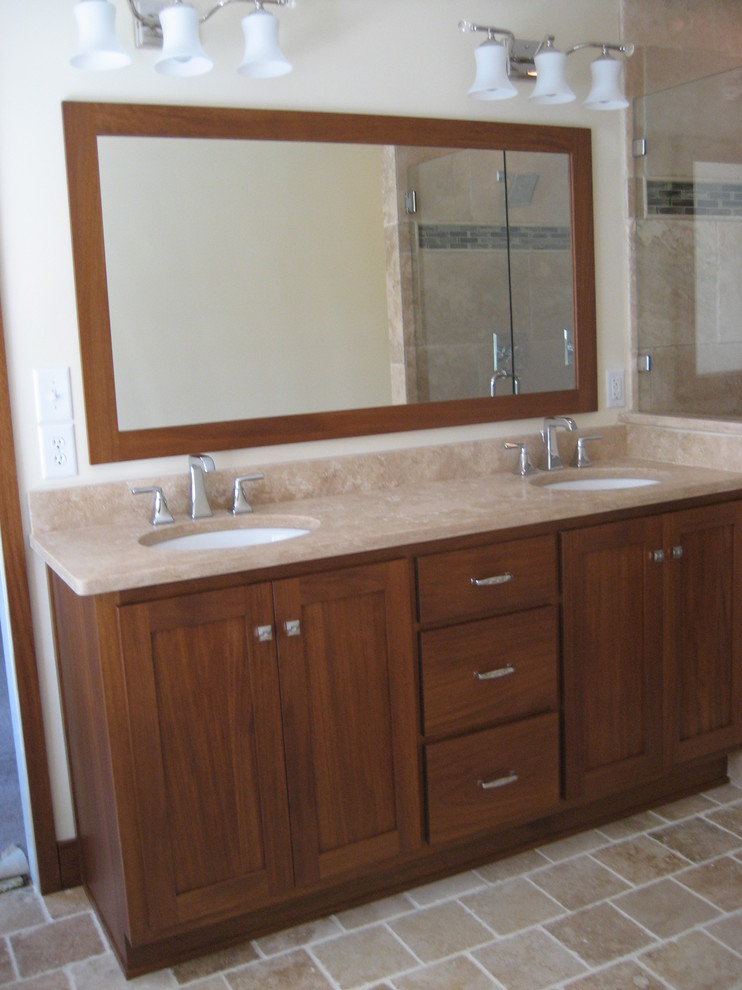 Inspiration for a craftsman bathroom remodel in Atlanta