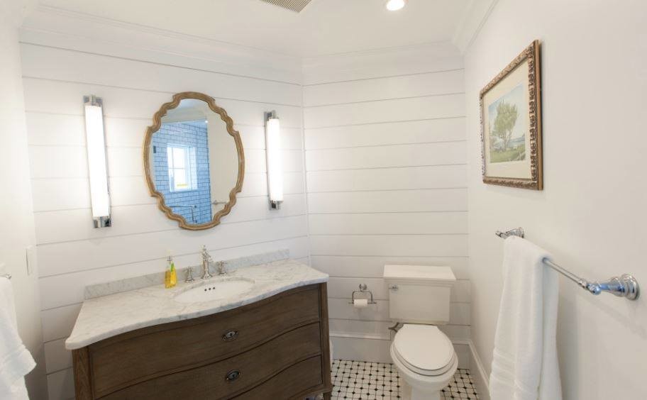 Design ideas for a victorian bathroom in Other.