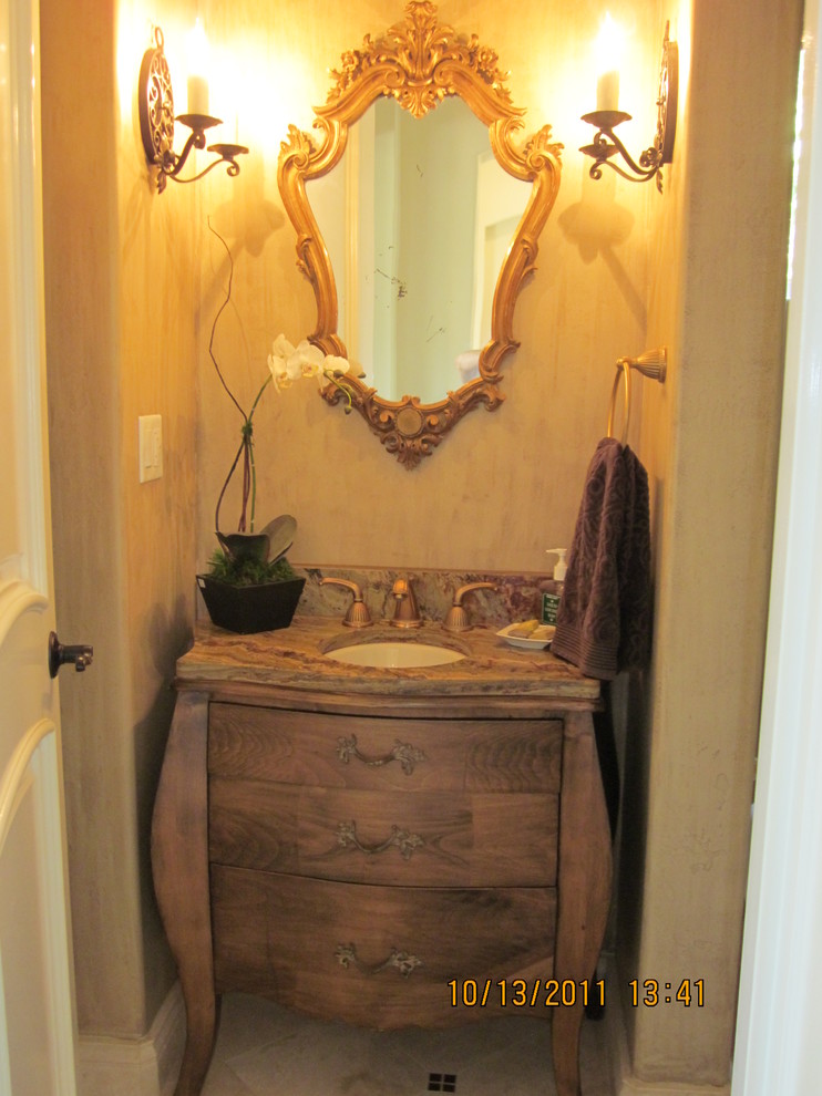 This is an example of a classic bathroom in San Francisco.