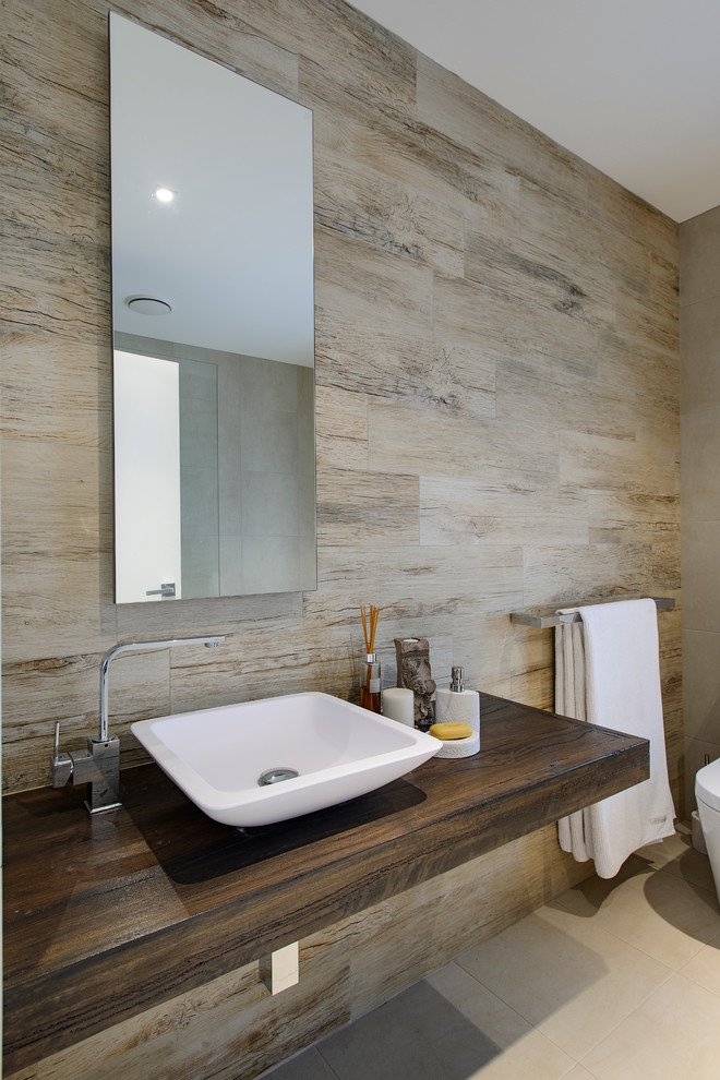 シドニーにあるコンテンポラリースタイルのおしゃれな浴室 (ベッセル式洗面器) の写真