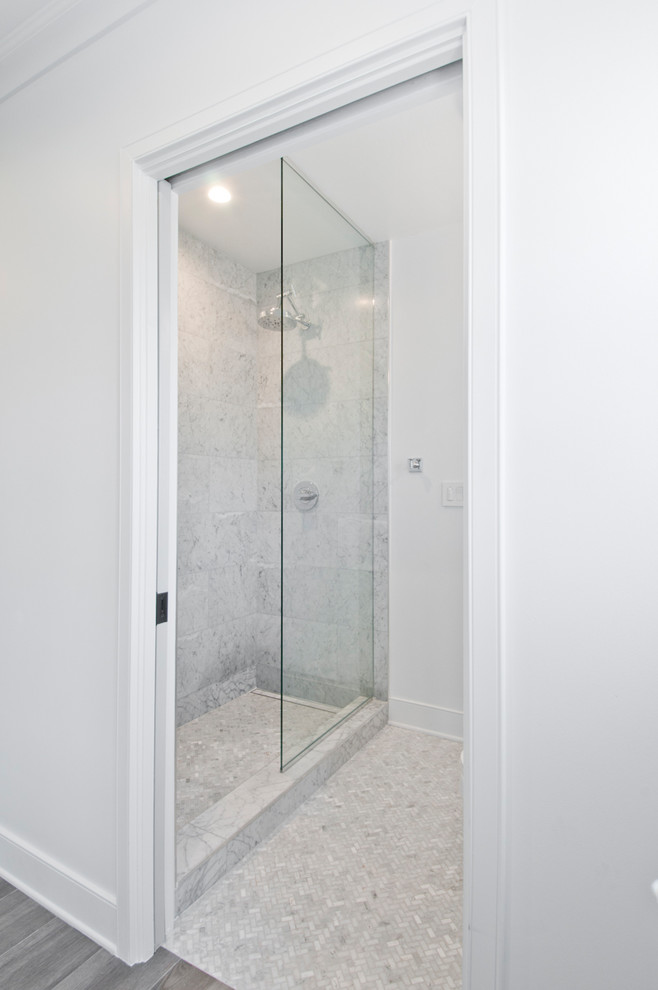 Photo of a small classic shower room bathroom in Los Angeles with grey cabinets, an alcove shower, a one-piece toilet, white tiles, marble tiles, white walls, marble flooring, an integrated sink, marble worktops, multi-coloured floors and an open shower.