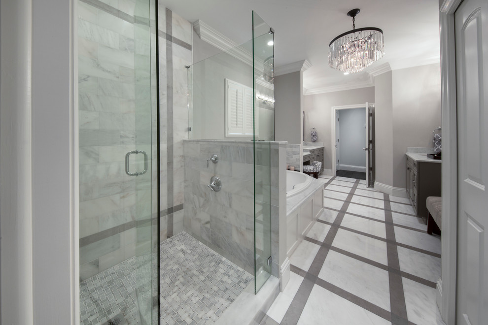 Идея дизайна: ванная комната в современном стиле с белыми стенами