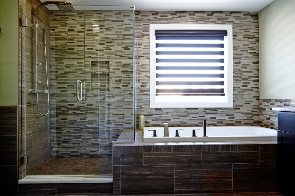 Design ideas for a contemporary bathroom in Detroit with brown tiles.