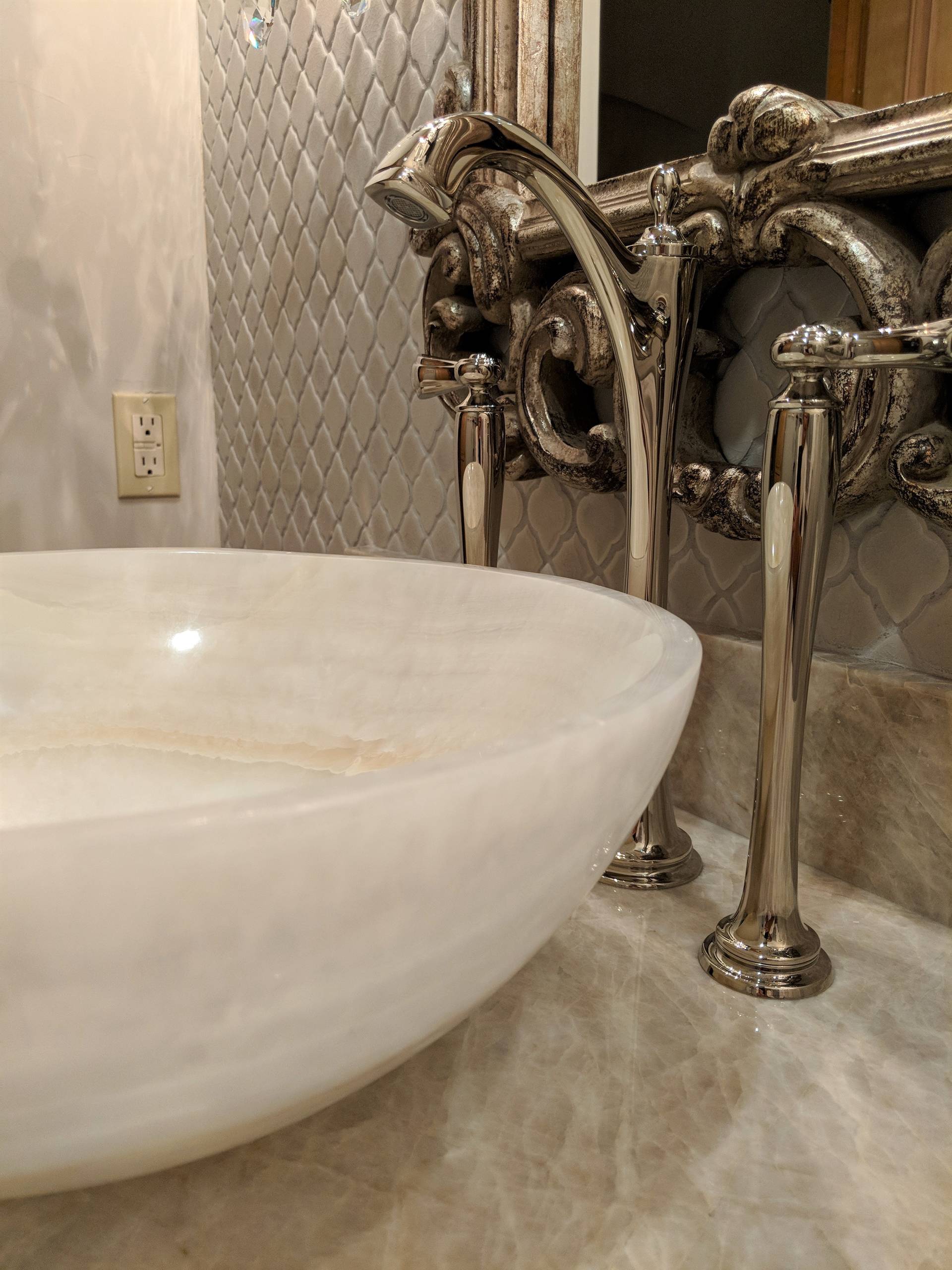 Arabesque Crackle Tile - Photos & Ideas | Houzz