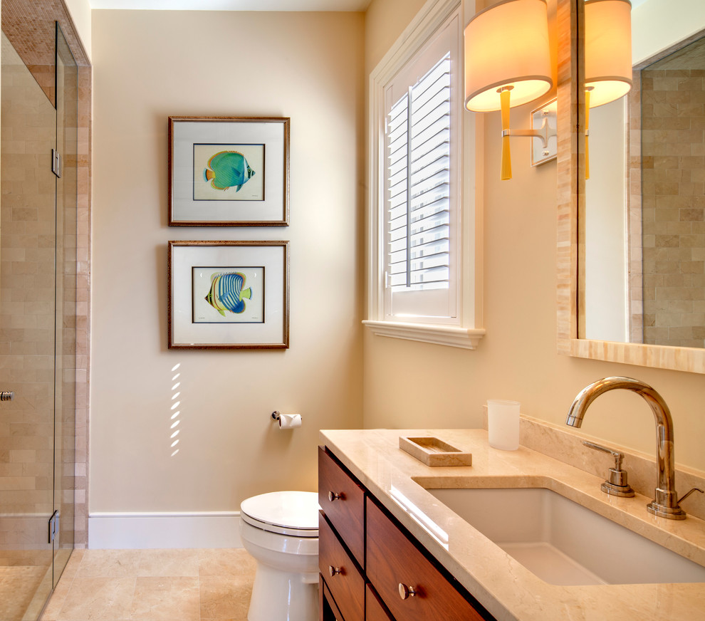 На фото: ванная комната в морском стиле с бежевой столешницей с