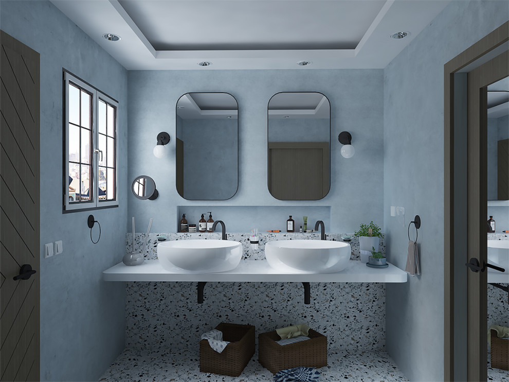 Ispirazione per una grande stanza da bagno moderna con WC a due pezzi, piastrelle blu, pareti blu, pavimento alla veneziana, lavabo a bacinella, pavimento multicolore, top bianco, toilette, due lavabi e soffitto ribassato