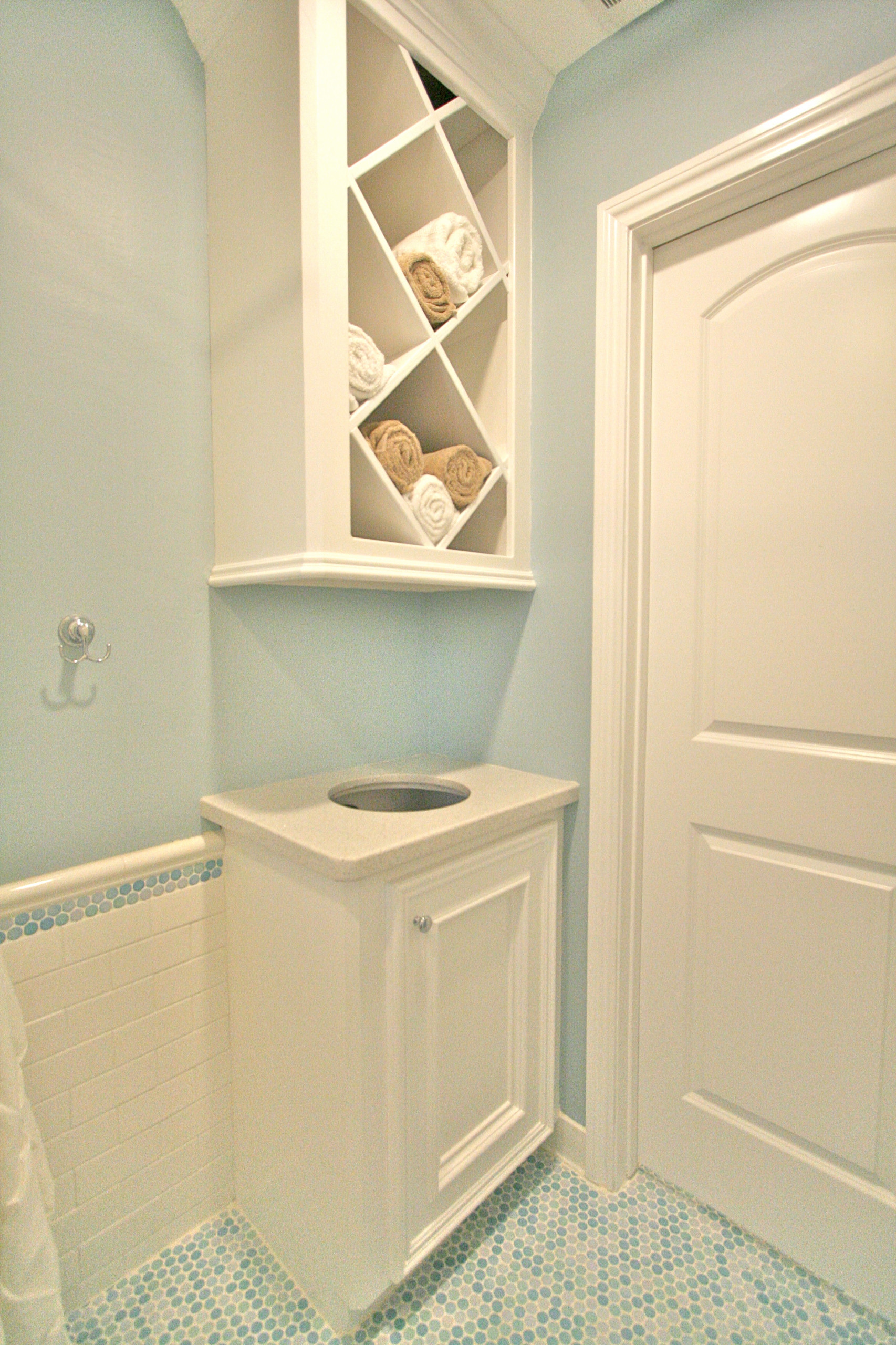 Criss cross towel storage hotsell