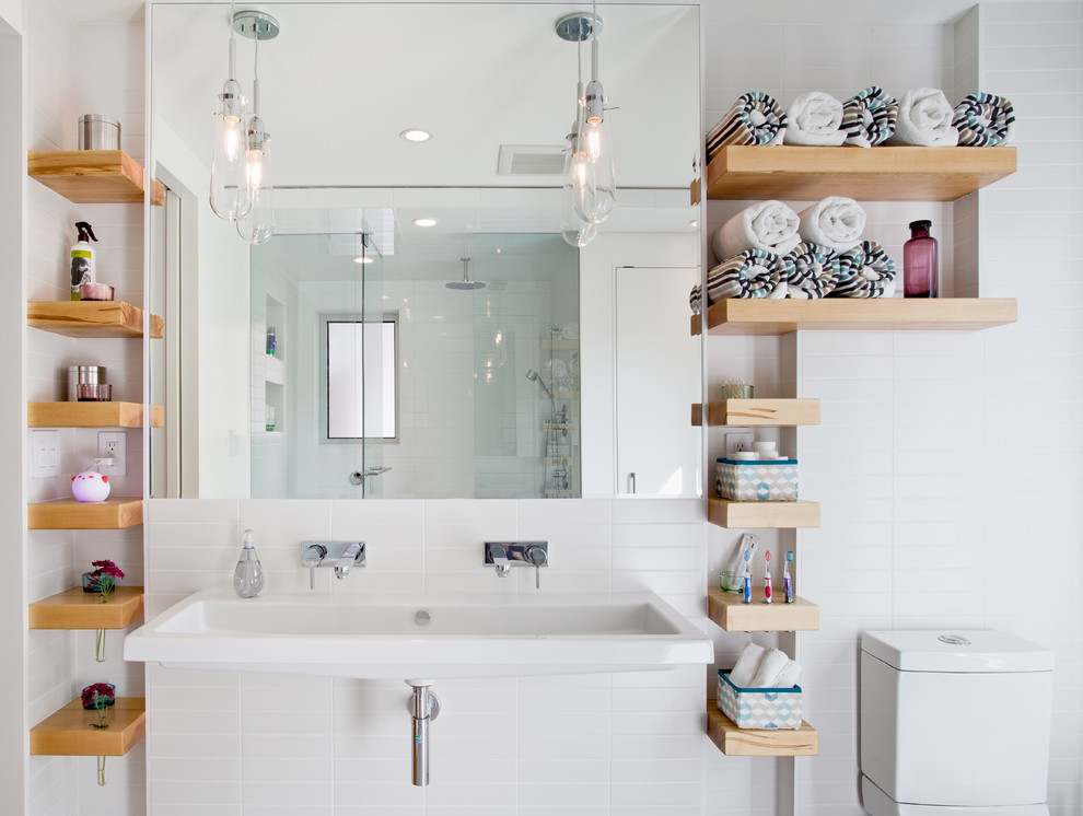 Immagine di una stanza da bagno per bambini minimal con lavabo rettangolare