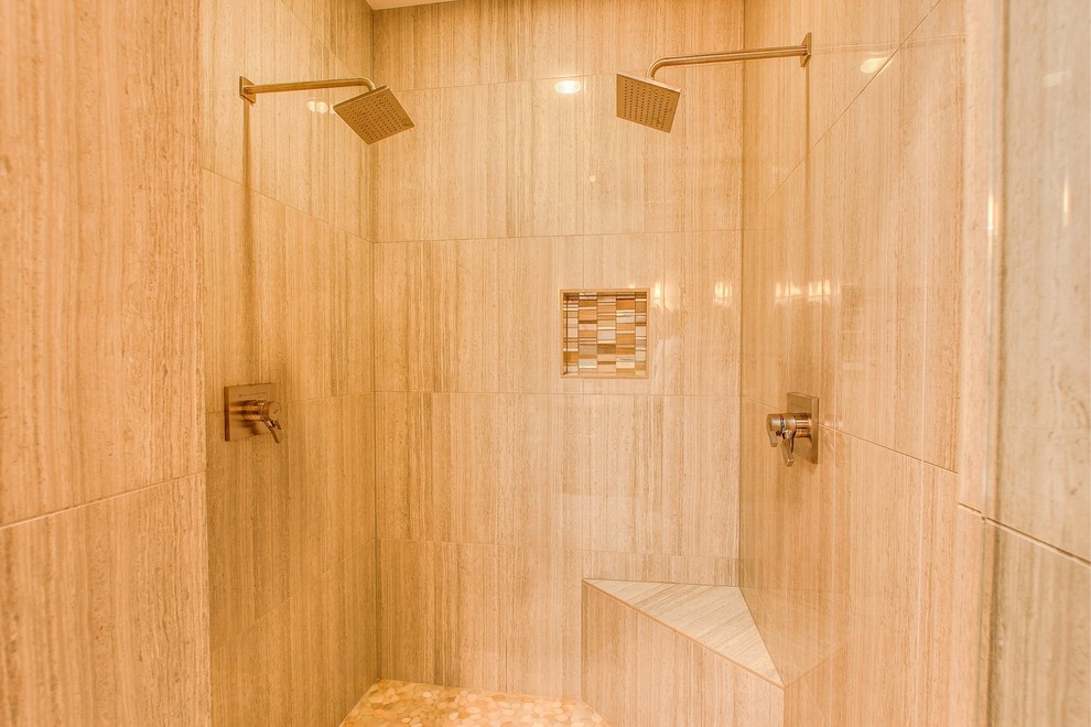Design ideas for a traditional bathroom in Albuquerque.