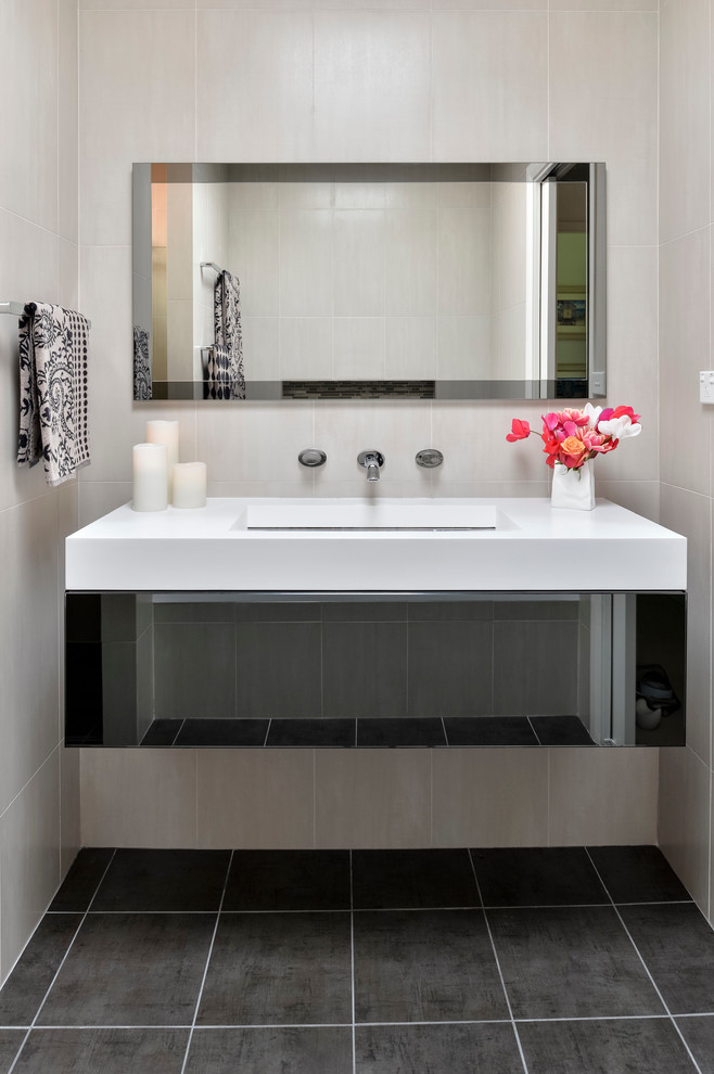 Design ideas for a medium sized contemporary ensuite bathroom in Sydney with ceramic tiles, beige walls and ceramic flooring.