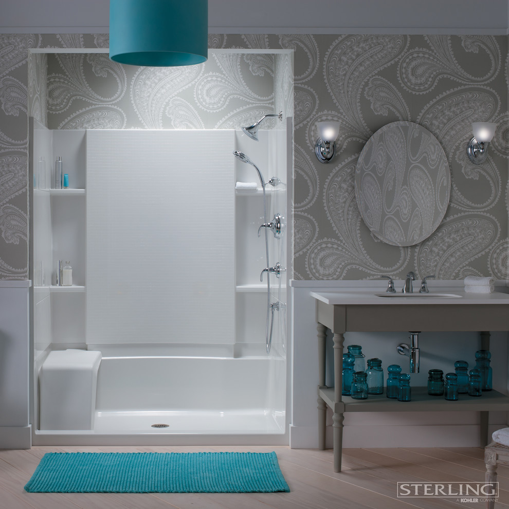 Inspiration for a contemporary bathroom remodel in Milwaukee