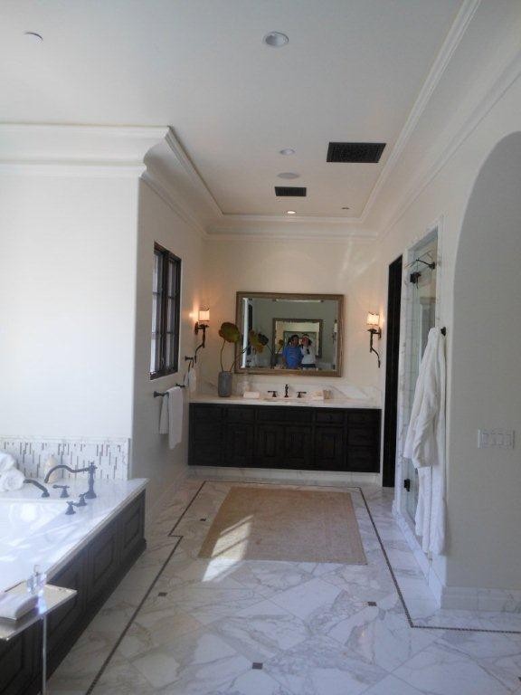 studio city master bath Traditional Bathroom Los Angeles by