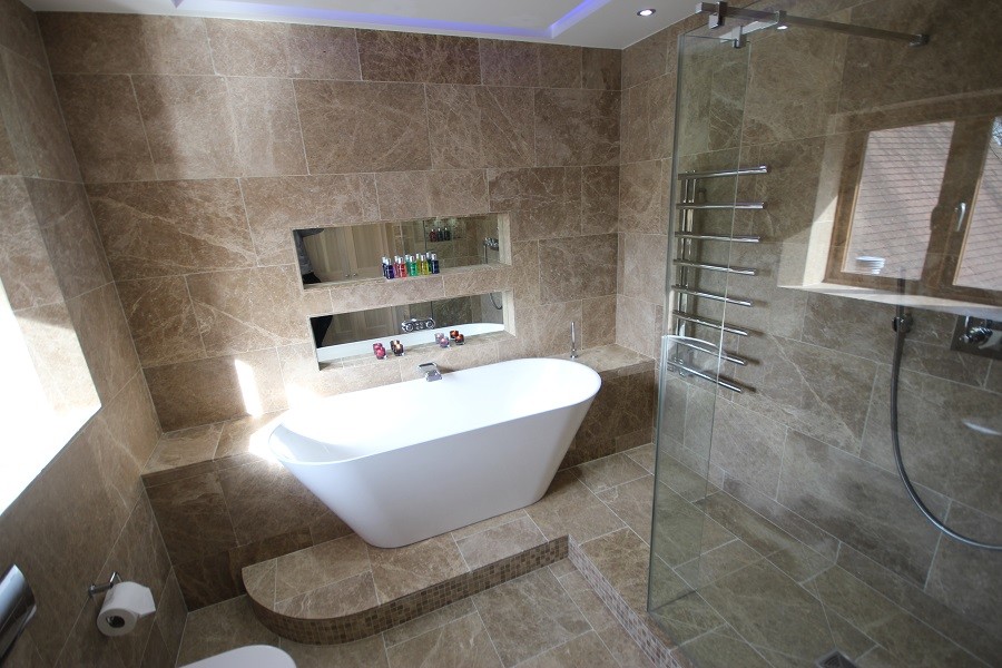 Inspiration for a transitional bathroom remodel in London
