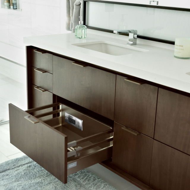 Docking Drawer Blade Bathroom InDrawer Outlets Fusion Bathroom