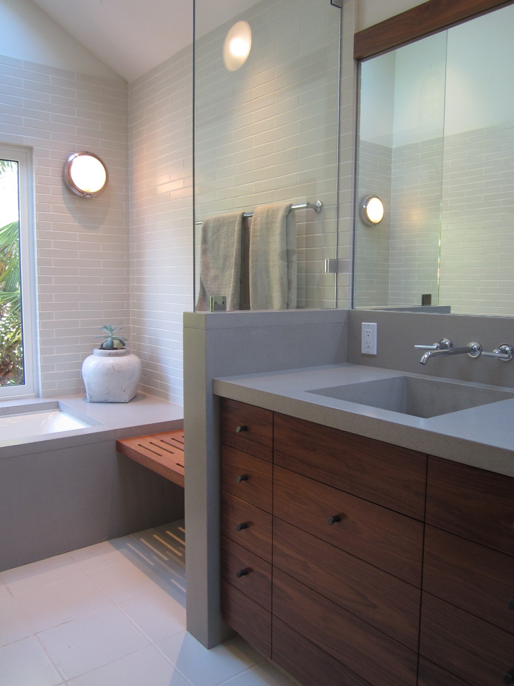 Summit Bathroom Modern Bathroom San Francisco by Gregory Dedona Architect Houzz