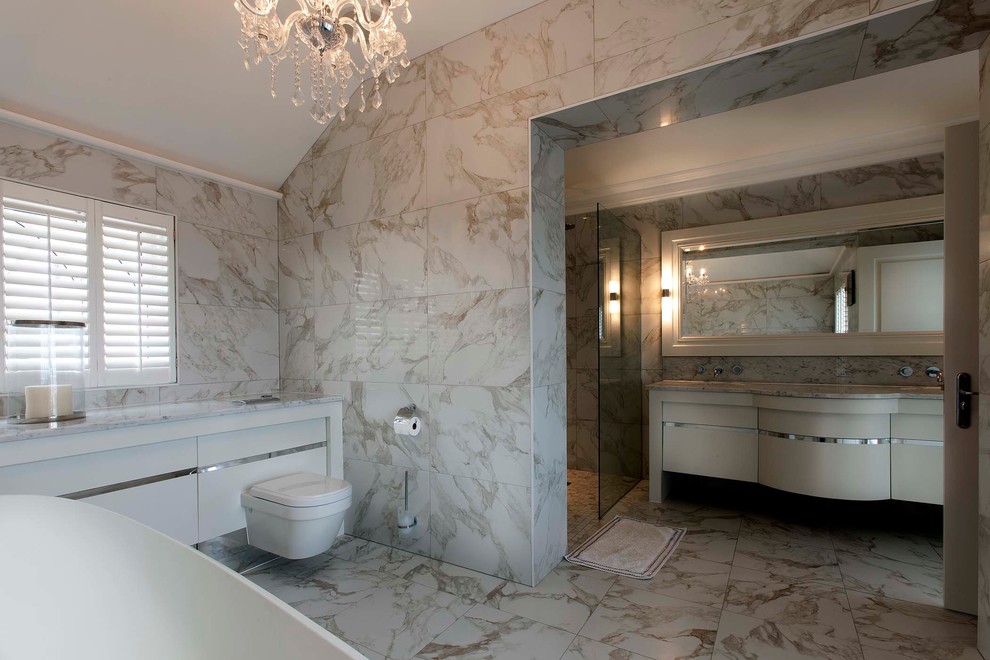 Example of a classic bathroom design in Oxfordshire