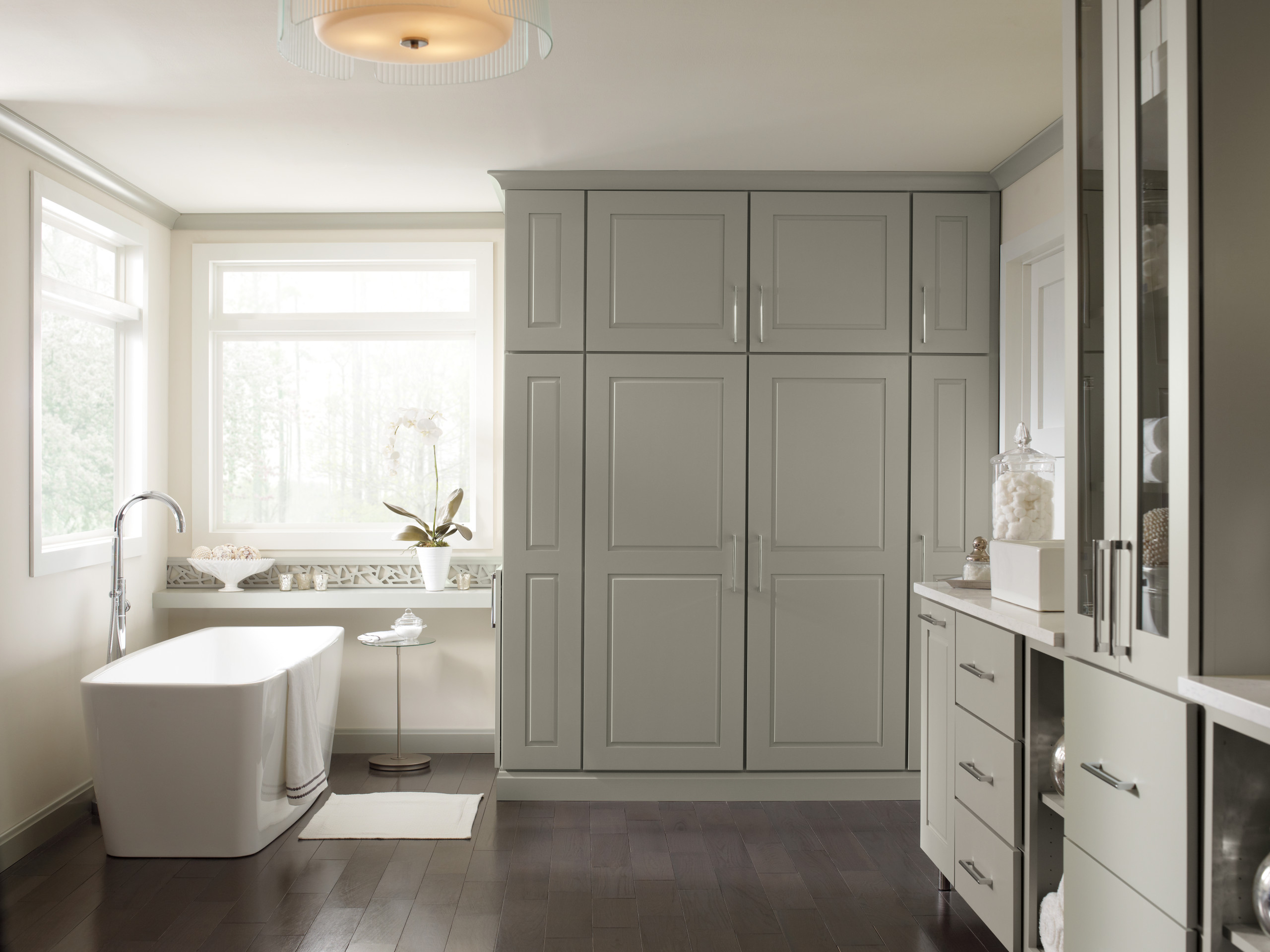 Built-in bathroom storage shelf above jacuzzi bathtub - Traditional -  Bathroom - Detroit - by ASA Cabinets Corp