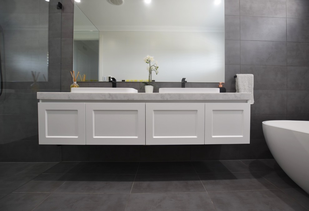 Teneal’s bathrooms - Modern - Bathroom - Sydney - by ATS Tiles ...
