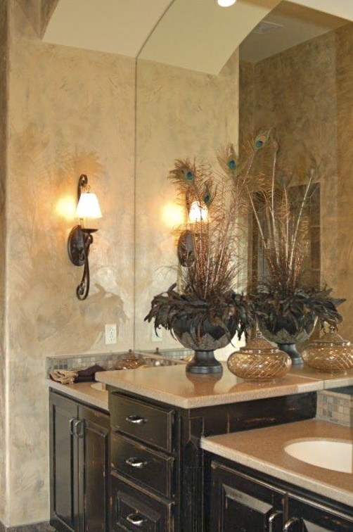 Inspiration for a traditional bathroom in Kansas City.