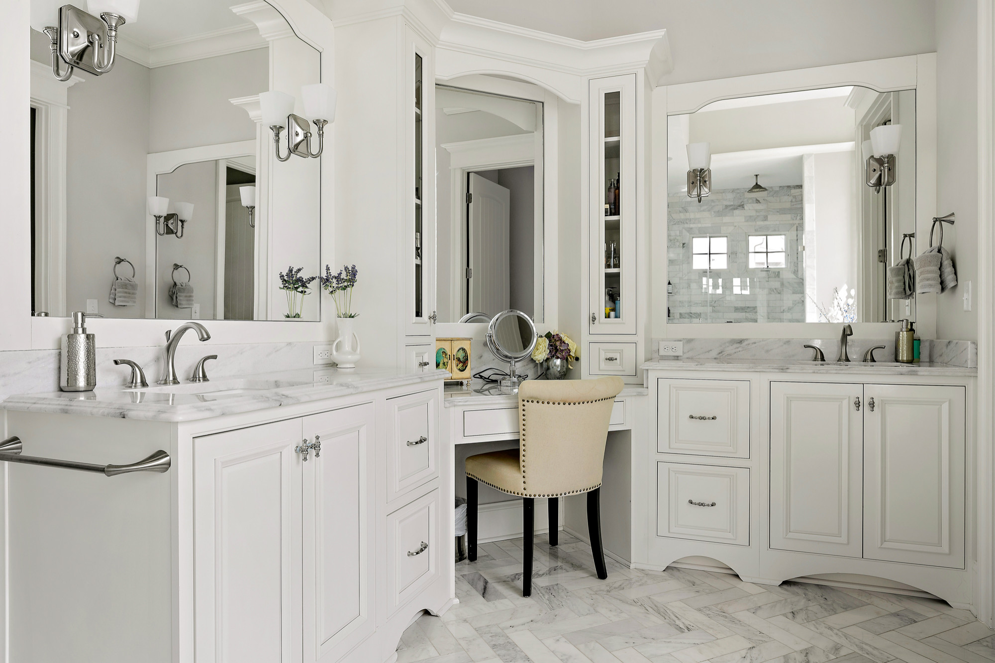 Dual or Single Bowl Vanity: Is One Or Two Master Bathroom Sinks Best? —  Degnan Design-Build-Remodel