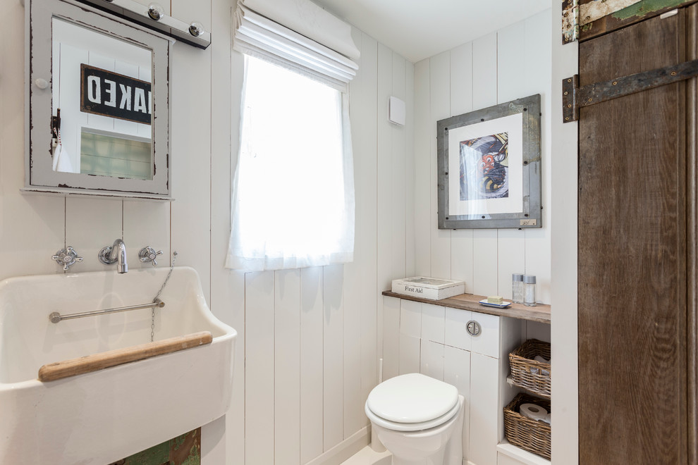 Inspiration for a shabby-chic style bathroom remodel in London