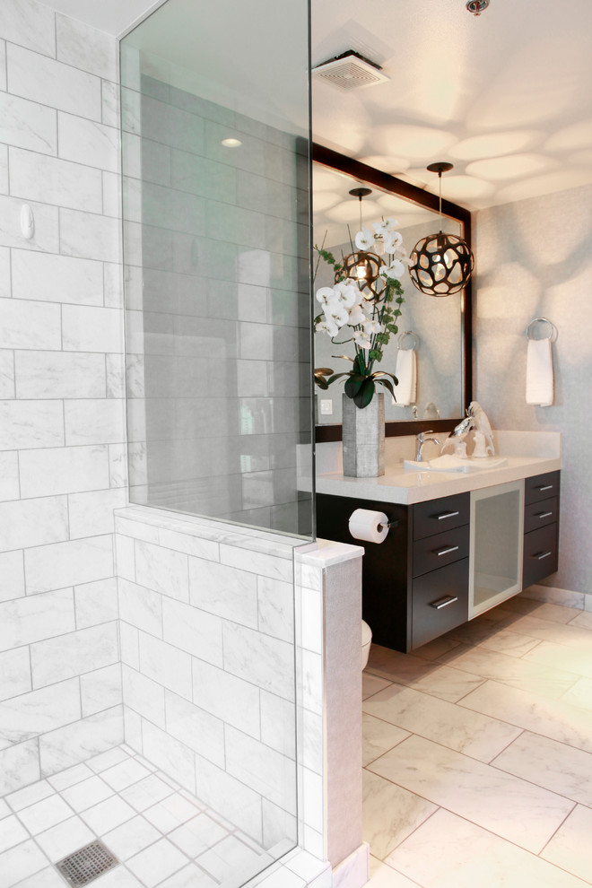 Foto di una stanza da bagno minimalista di medie dimensioni