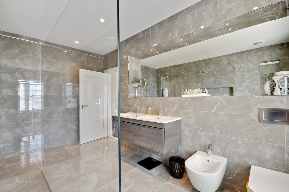 This is an example of a classic bathroom in Surrey.