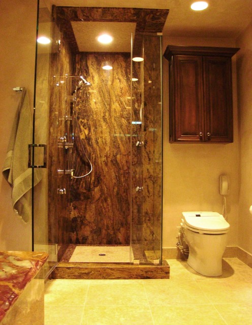 appel vocaal Vriendelijkheid The Rubin-Spa shower with body sprays and the $5200.00 TOTO toilet -  Contemporary - Bathroom - Los Angeles - by Elaine Morrison Interiors |  Houzz IE