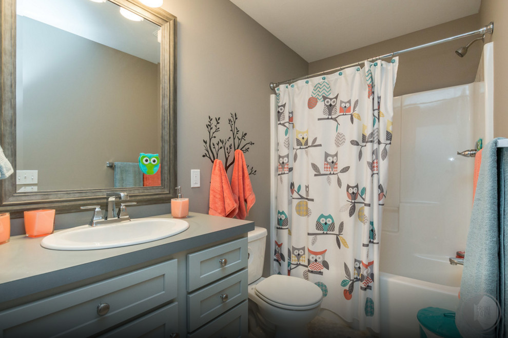 The Village at Quincy Meadows Modern Bathroom Grand Rapids by