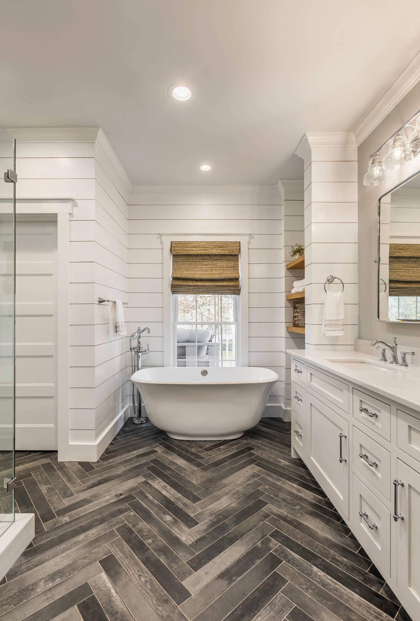 75 Beautiful Farmhouse Marble Tile Bathroom Pictures Ideas August 2021 Houzz