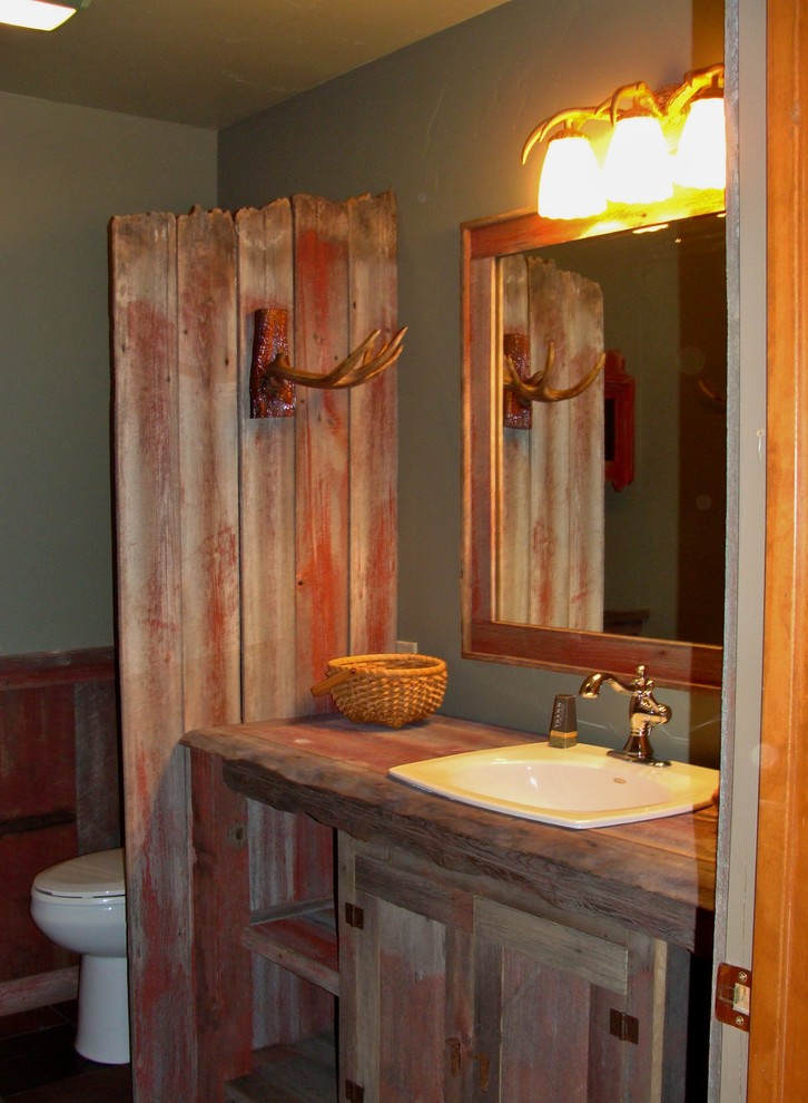 Ispirazione per una stanza da bagno stile rurale