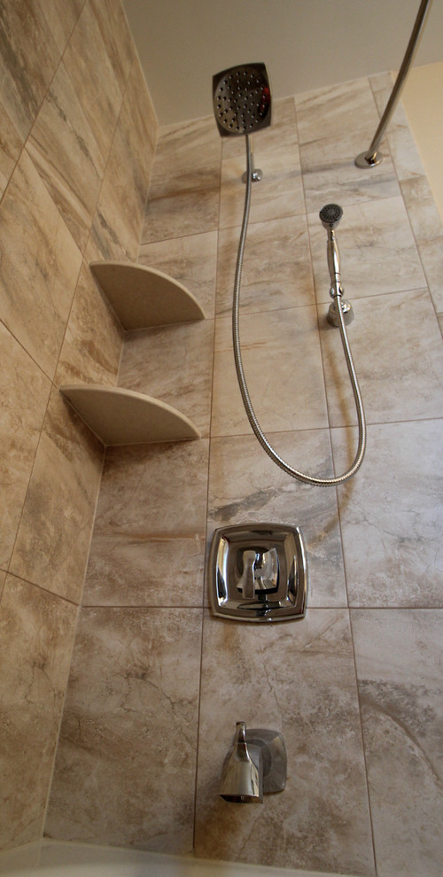Exempel på ett klassiskt badrum