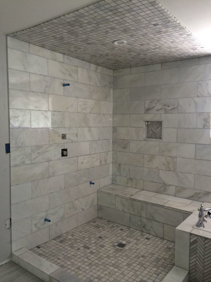 This is an example of a large modern bathroom in Austin.