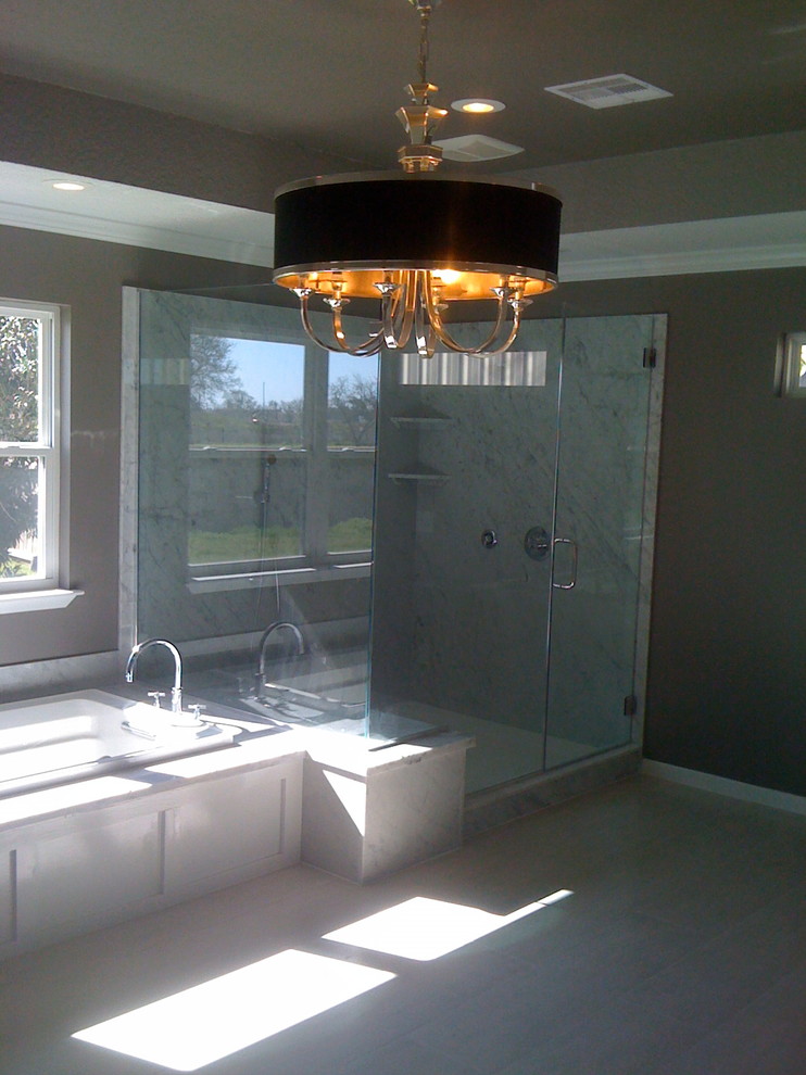 Inspiration for a contemporary bathroom in Houston.