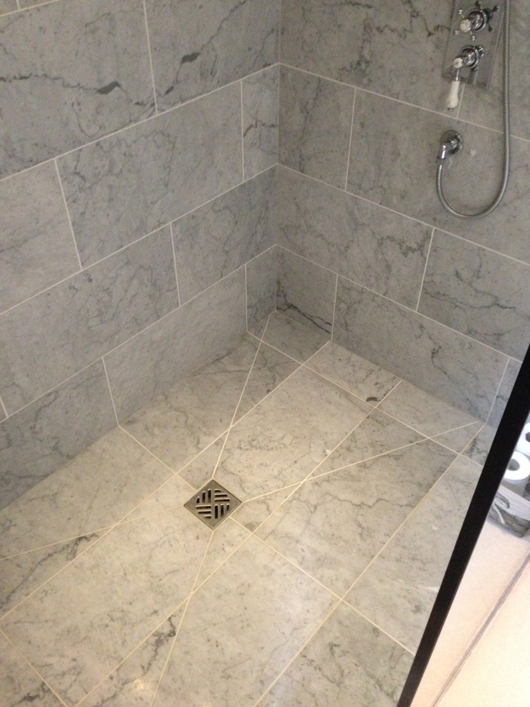 Small victorian ensuite bathroom in Other with white tiles, stone tiles and marble flooring.