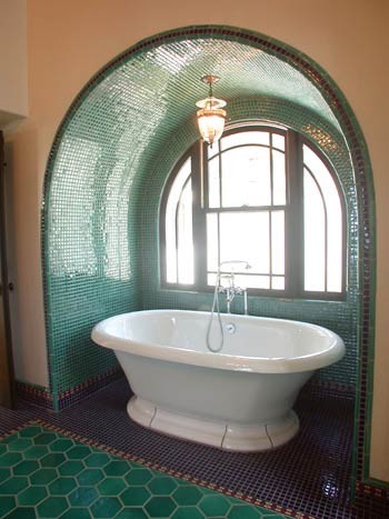 Example of a tuscan bathroom design in Los Angeles
