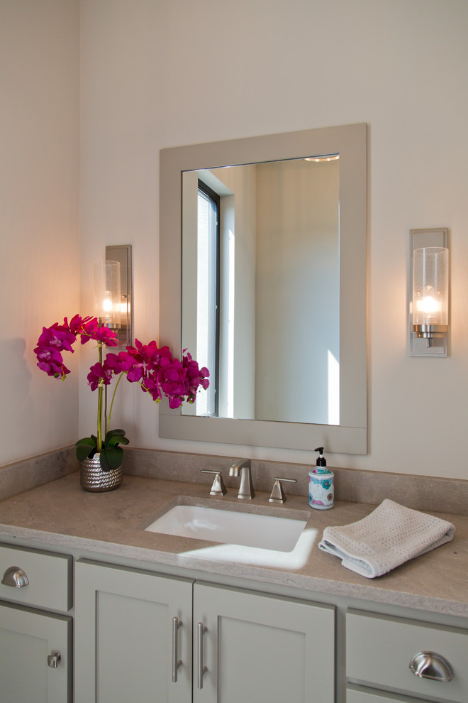 Todd Hill Homes for 2018 Fall Parade of Homes in Kansas City Modern Bathroom Kansas City