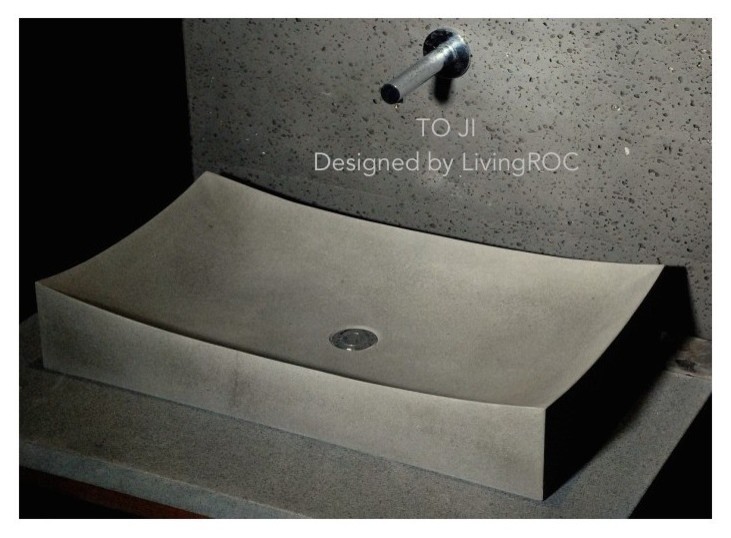 Design ideas for a classic bathroom in Tampa.