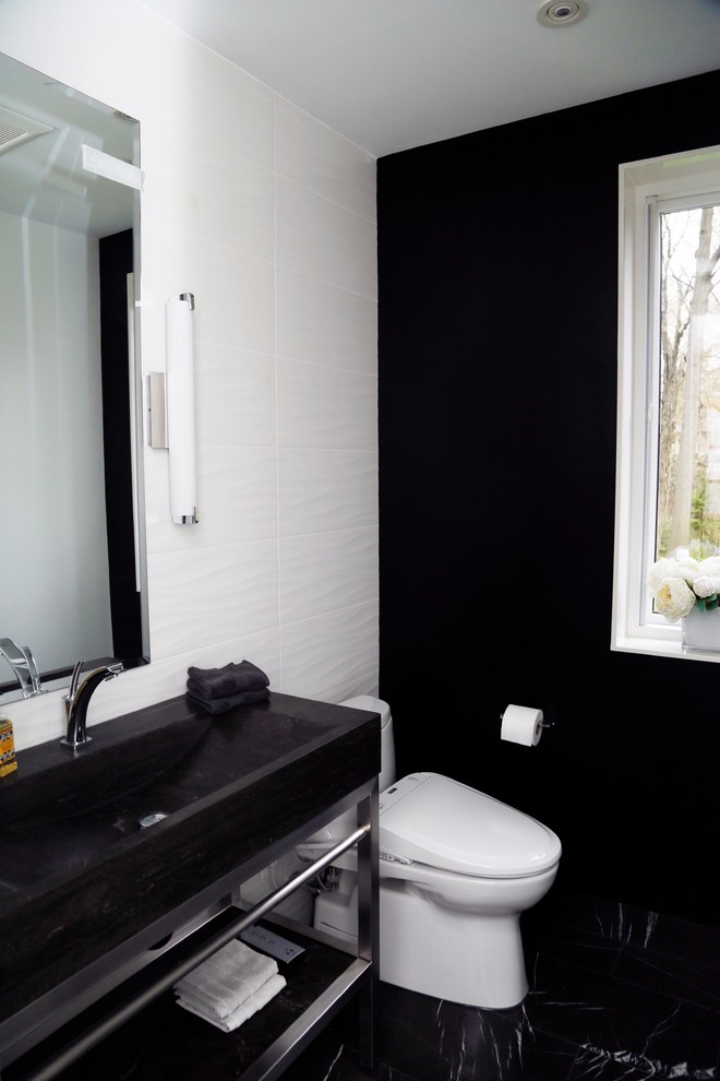Toronto Black Accented Wall Bathroom Remodel Modern Bathroom