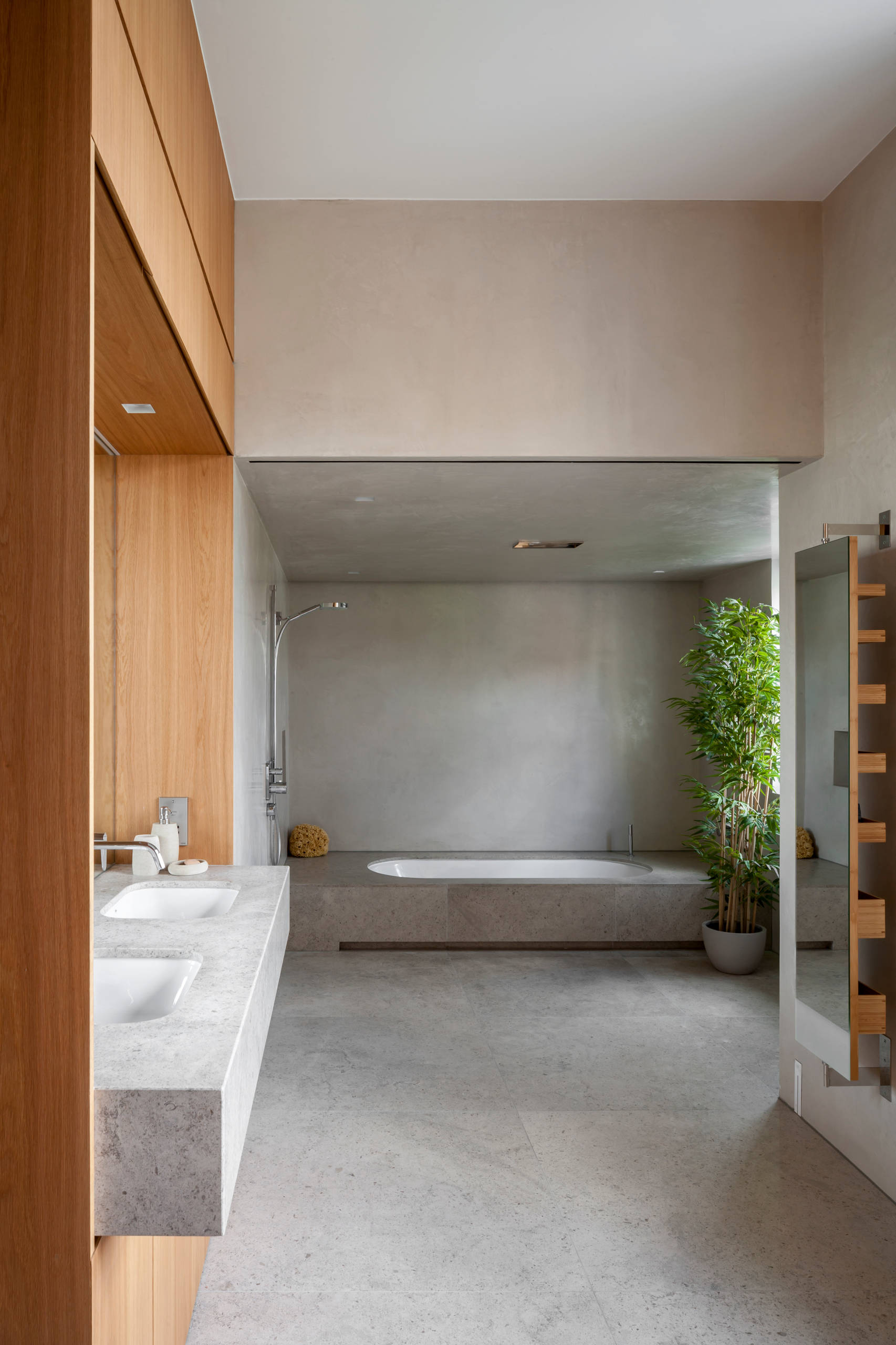 sunken tub with steps