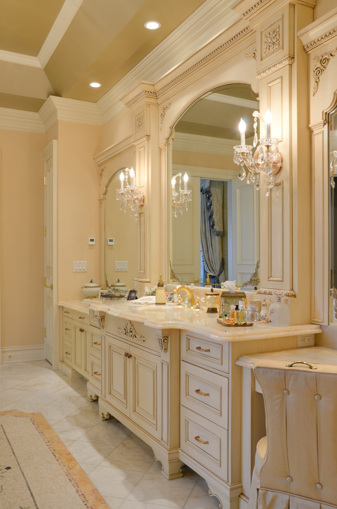 Traditional Closet and Bath for Her - Traditional - Bathroom - New York ...