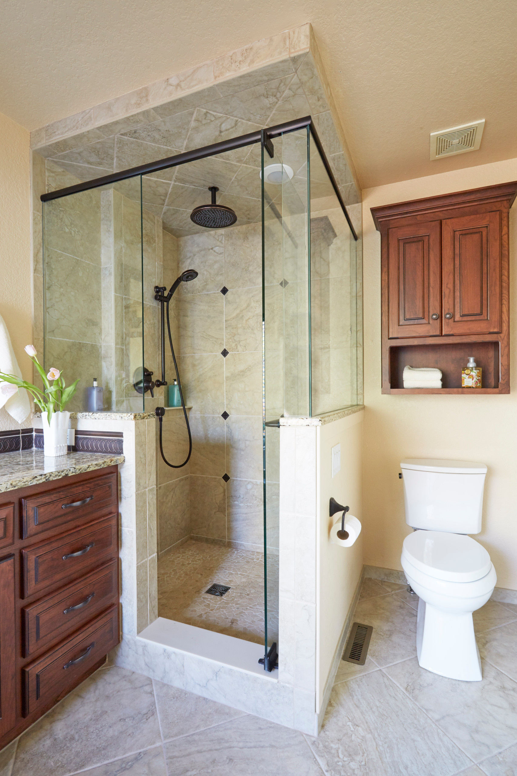 75 Beautiful Drop In Bathtub With Granite Countertops Pictures Ideas December 2020 Houzz