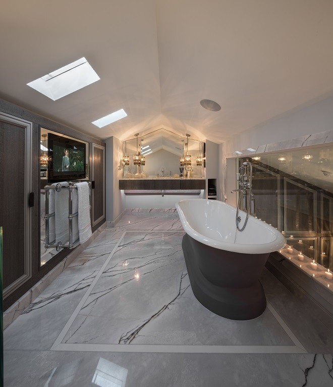 Inspiration for a timeless marble floor bathroom remodel in London