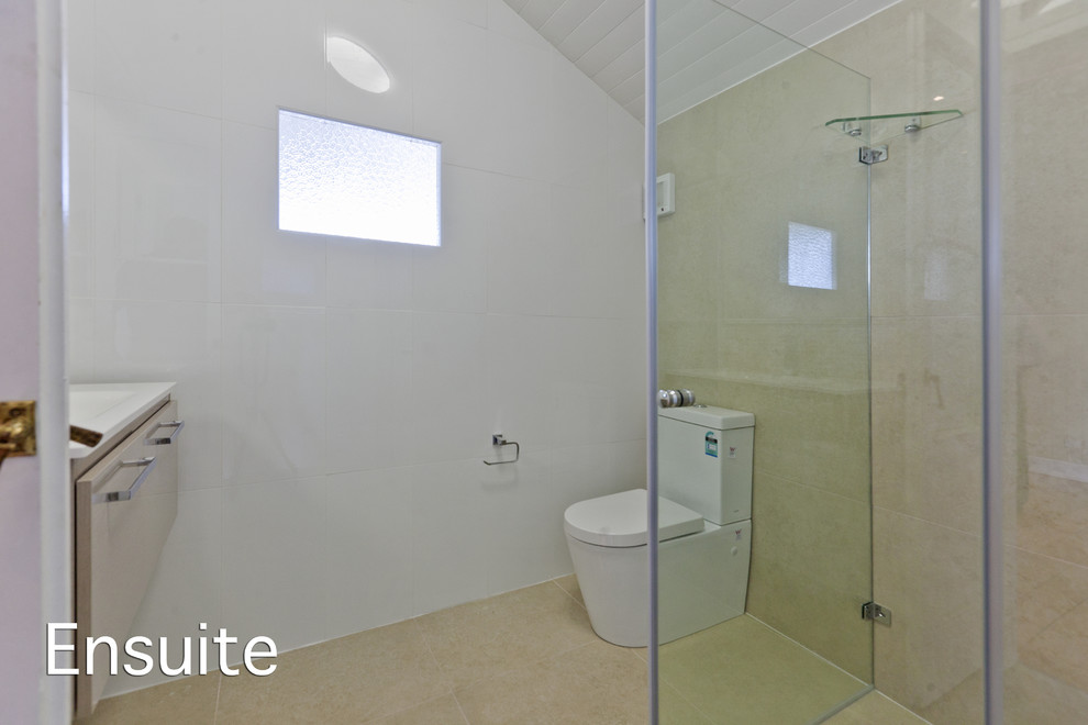 Traditional Queenslander circa 1904 Traditional Bathroom Brisbane