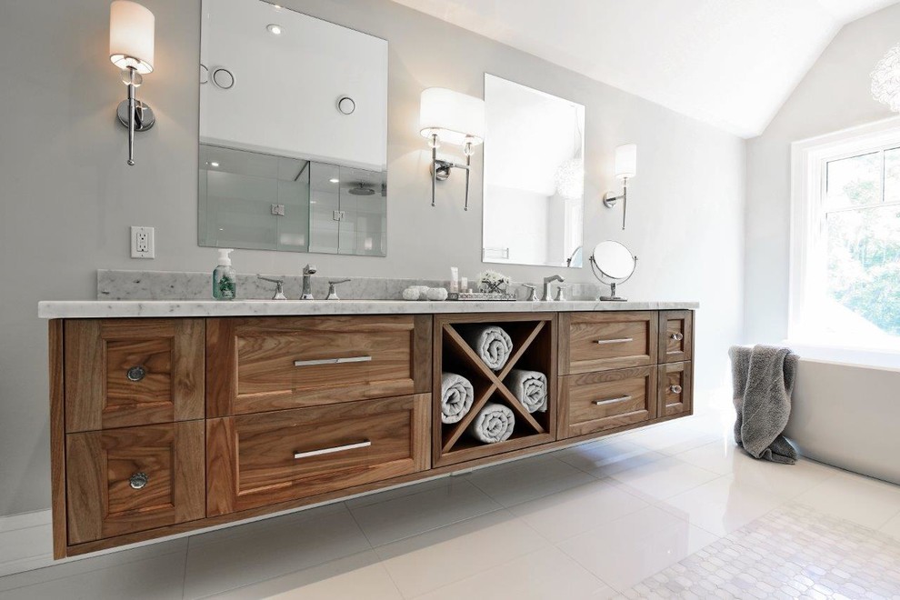 Transitional vanity Bathroom Toronto by Selba Kitchens & Baths