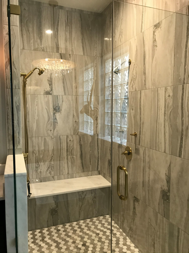 Inspiration for a large traditional ensuite bathroom in Dallas with a corner shower and a hinged door.