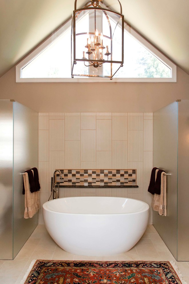 Inspiration for an eclectic bathroom remodel in Raleigh