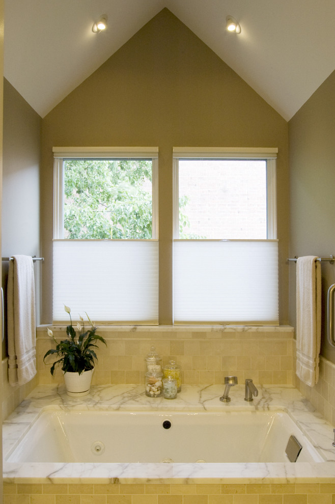 Foto de cuarto de baño contemporáneo con baldosas y/o azulejos de cemento