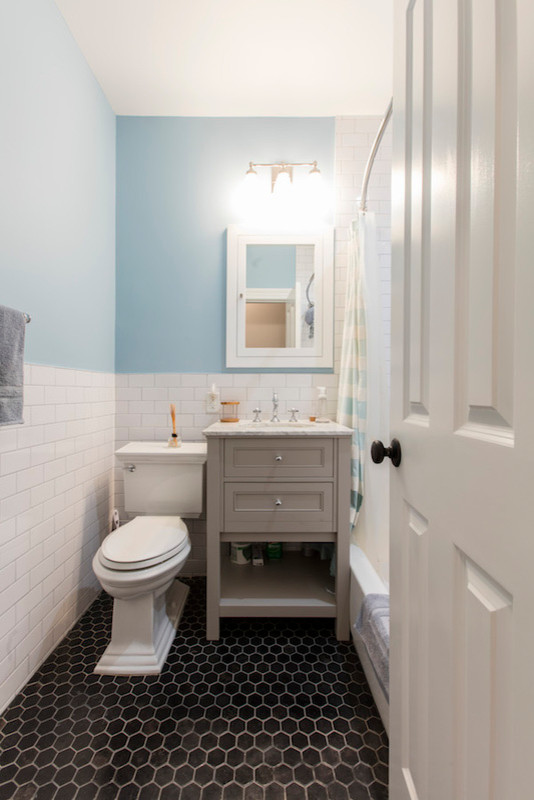 Transitional bathroom photo in New York