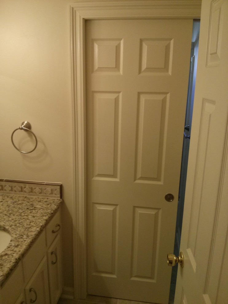 Bathroom - traditional bathroom idea in New Orleans